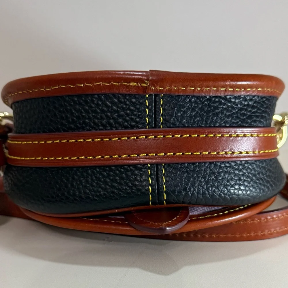 Dooney & Bourke Black and Tan Crossbody Bag - Picture 3 of 6